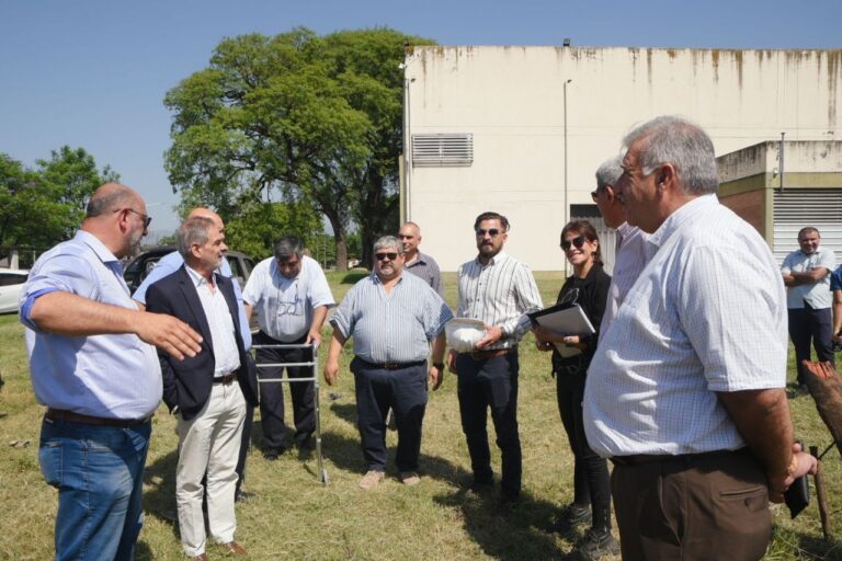Comenzaron las obras para mejorar el suministro de agua del Centro Herrera y barrios vecinos