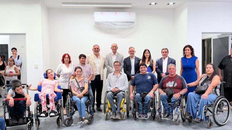 La UNT inauguró el Laboratorio Interdisciplinario de Biomecánica para la Inclusión y fortalece el desarrollo de tecnologías asistivas