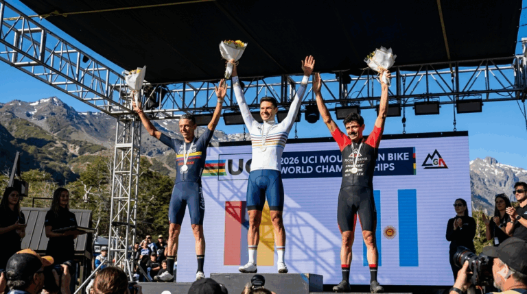 Orgullo tucumano y de la UNT: Matías Galindo alcanzó el podio en el Mundial Master de Mountain Bike