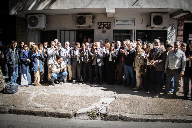 Pagani y Leal presentaron su fórmula en la Junta Electoral de la UNT