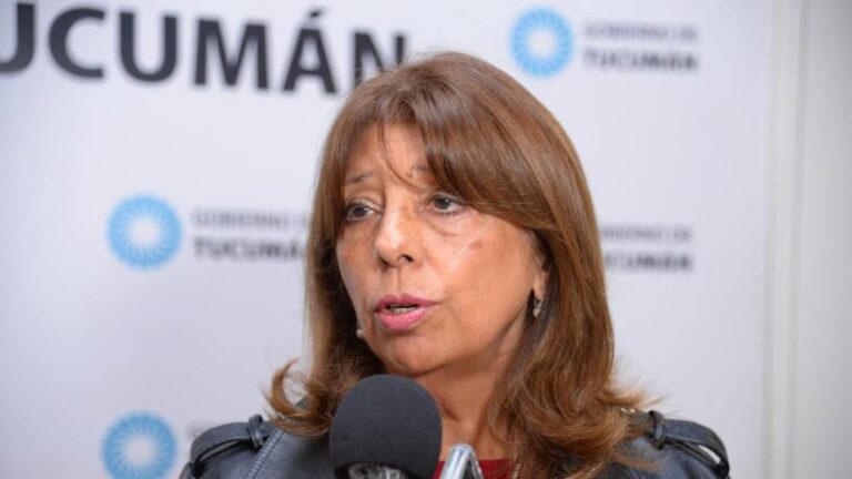 Conflicto en la Escuela Normal: Montaldo advirtió que si no se cambia el plan de estudios los títulos no tendrán validez